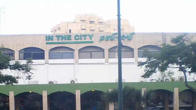 חזית של סניף טיב טעם