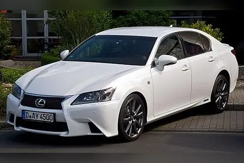 לקסוס GS