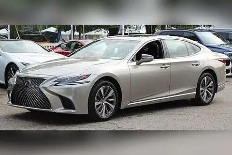 לקסוס LS