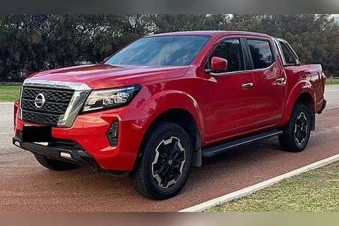 ניסאן Navara
