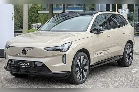 וולבו EX90